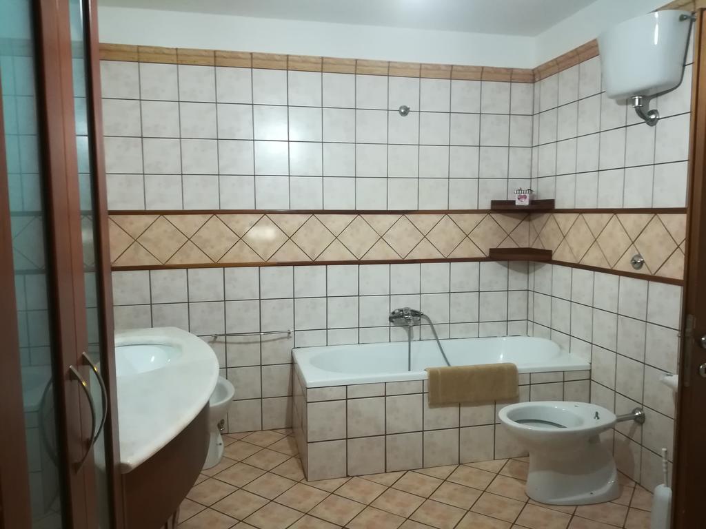 Trilocale La Corte Montaquila Exteriér fotografie